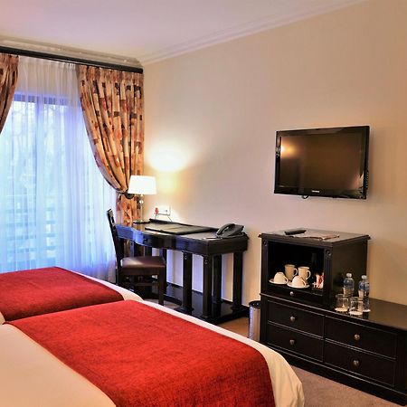 Premier Hotel Pretoria-Noord Zimmer foto